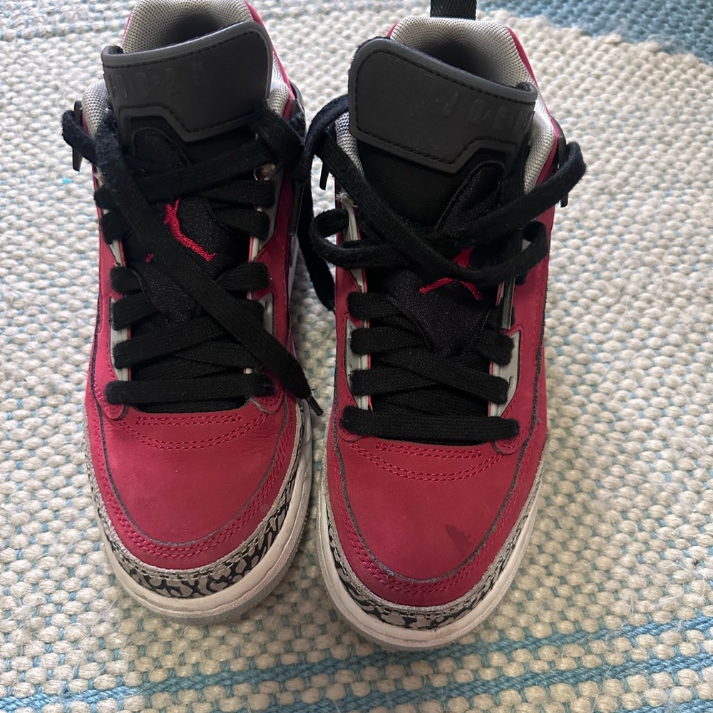 Kids Nike Jordan Spizike Toro shoes sz 4